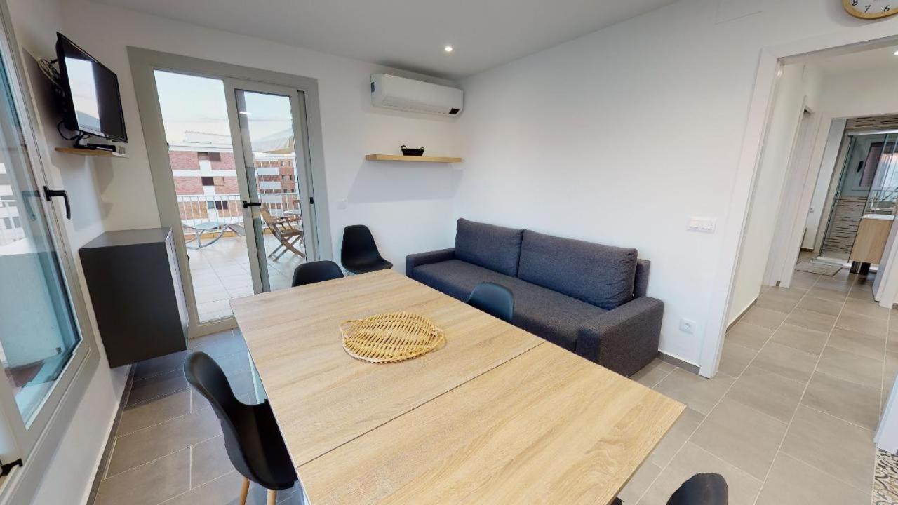 Apartmán Atico Con Vista Mar. 50 M De La Playa - Casa Nova 13 Roses Exteriér fotografie